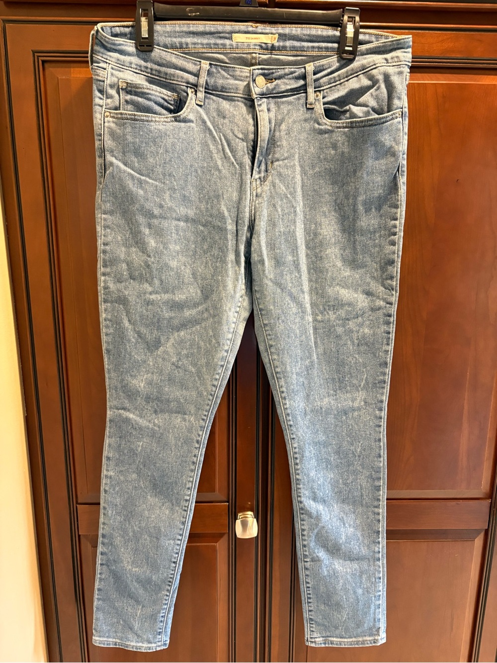 Levi's 711 Skinny Jeans Women's Light Wash Blue Jeans - 31